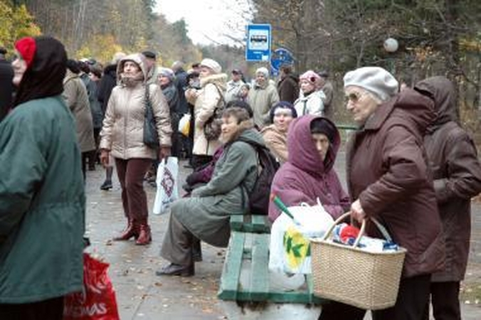 Mirusiųjų dieną – žūtis, avarijos ir spūstys