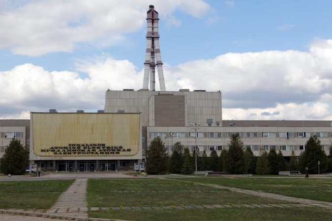 Lėtos branduolinio kuro saugyklos statybos augina kainą