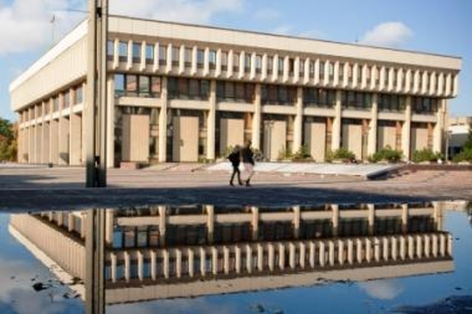 Rankų kilnojimo mechanizmas iš 141