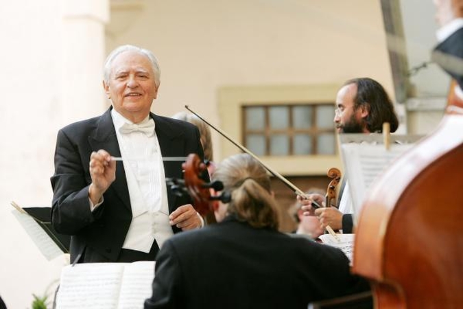 Koncertų salės scenoje – muzikų šeima