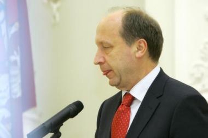Senka: premjeras Andrius Kubilius į TVF pagalbą kol kas žvelgia ironiškai, nors ekspertai spėja, kad jau po prezidento rinkimų ji bus neišvengiama.