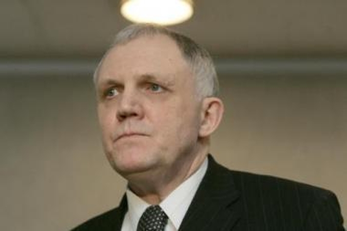Politikų įtarimai siekia Rusiją