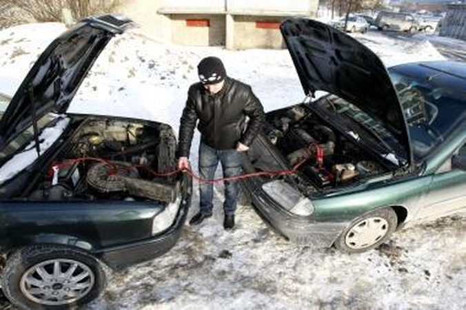 Speigas: per šalčius greičiau nei įprastai išsikrauna akumuliatoriai.