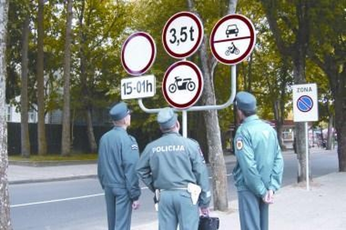 Misija: policija Palangoje visais laikais turėjo labai daug rūpesčių.