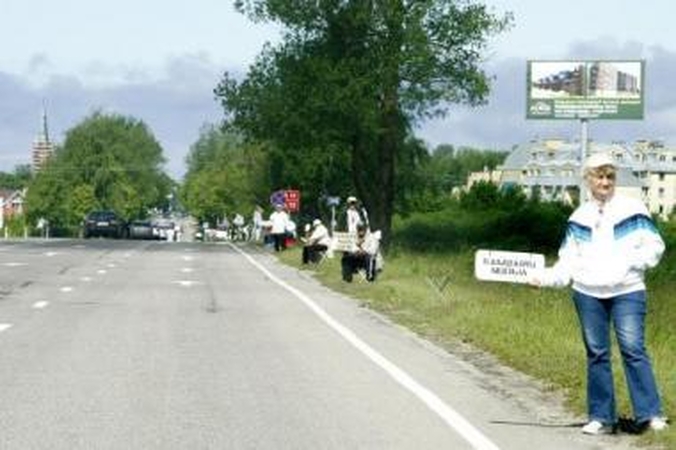 Parengtis: nakvynės siūlytojai jau tvirtai užėmė pozicijas Palangos prieigose.