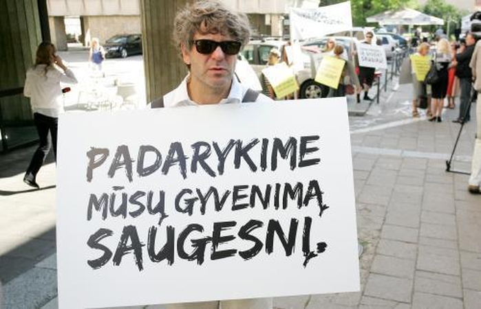 Iniciatyvą daugelis remia, bet ją tuoj pamiršta