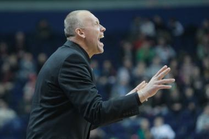 R.Kurtinaitis: "Prioritetas – krepšinis, o ne šventės"