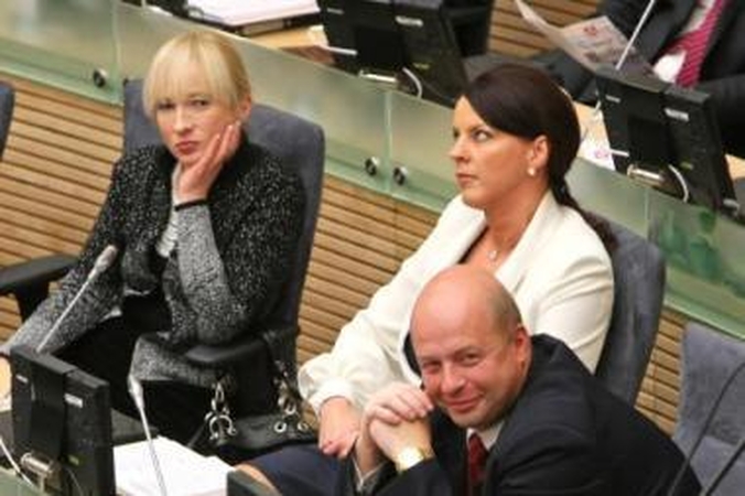 Nesėkmė: Seimas atmetė V.Babiliaus siūlymą sugrąžinti naktinę prekybą alkoholiu.