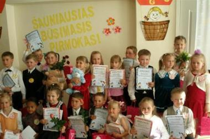 Konkursas: į tradiciniu tapusį renginį susirinkę būsimieji pirmokai susirungė tarpusavyje.