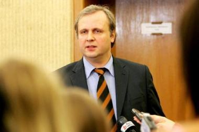Pilkojo kardinolo mįslė