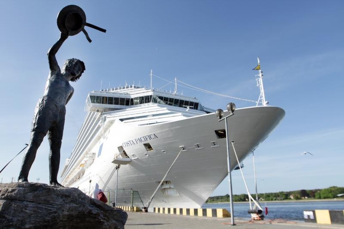 Kruizinių laivų turistai naudingi Klaipėdai?