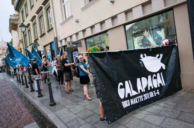 "Galapagai" žiemos miegu nemiega