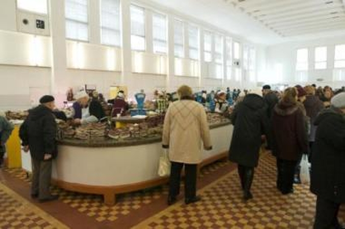 Lengviau: mažesnius mokesčius turguje moka tie prekiautojai, kuriems nereikia šaldymo įrangos.