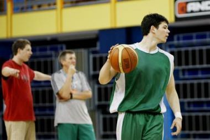 Lyderis: svaraus V.Čižausko (dešinėje) indėlio nepakako įveikti varžovus iš Puerto Riko.