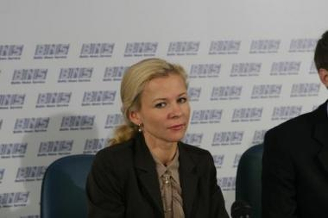 Algų karpymas dar nesibaigė