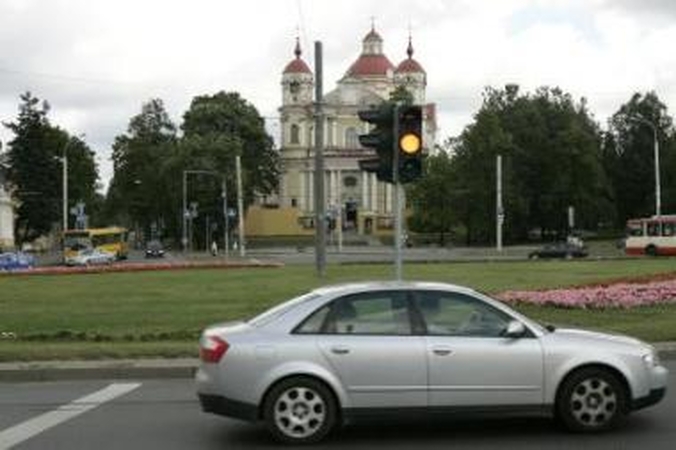 Šviesoforai Olandų žiede neprigijo