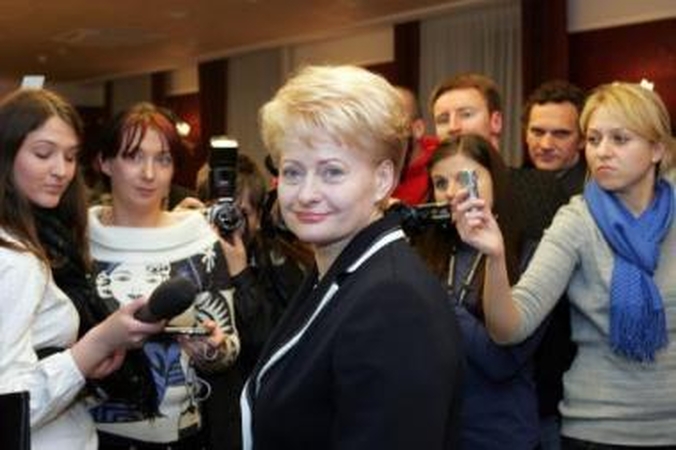 Pareiga: D.Grybauskaitei dar norėtųsi švęsti, bet visi iš jos jau laukia darbų.