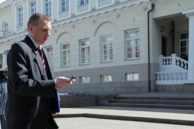 Permainos: iki šiol ramiai Akmenėje gyvenęs D.Valys nuo antradienio pasiners į įvykių sūkurį Vilniuje.