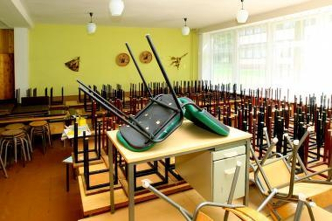 Valgyklos srebia valdžios privirtą košę
