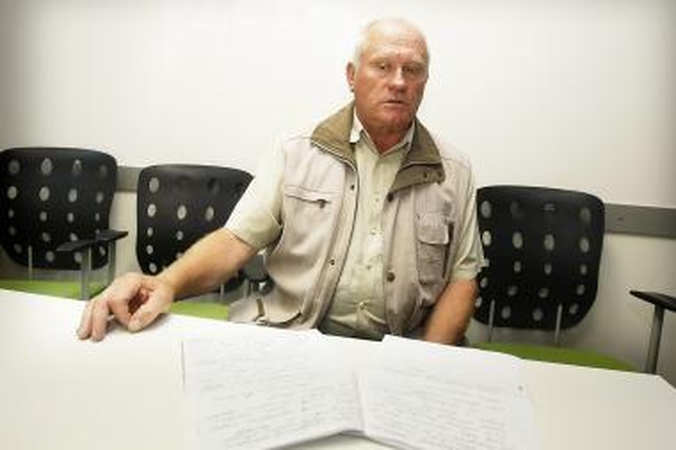 Sunkiai įskaitomus skolos raštelius pasirašęs ir dėl to beveik 20 tūkst. litų turintis grąžinti E.Gudauskas įsitikinęs, kad jo kaltė tik ta, jog leidosi būti pripažintas neįgaliuoju.