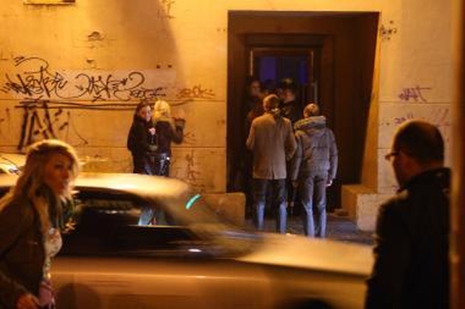 Klubas Kauno senamiestyje be licencijos toliau veikia