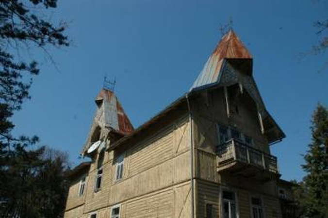 Liūdna: kurorto medinės architektūros šedevras metams bėgant virto vaiduokliu.