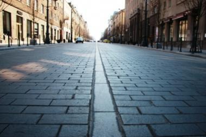 Potraukis: nuogąstaujama, kad Gedimino prospekte karaliaujant automobiliams, pėstiesiems centrinė miesto dalis taps atgrasi ir galiausiai ištuštės.