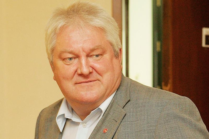 Į savivaldybę vėl beldžiasi buvęs vicemeras S.Vaičikauskas