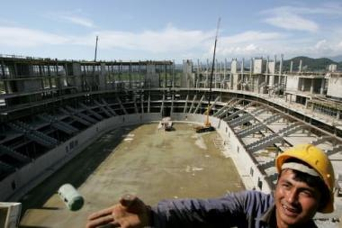 Korupcija: Sočyje vyksta valstybės finansuojamos didžiulės statybos, todėl norint gauti užsakymą, dalį pinigų reikia paaukoti kyšiams valdininkams.
