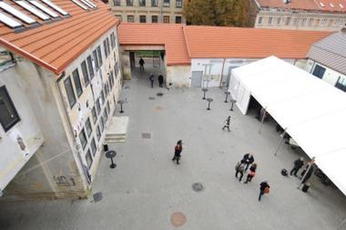 Menų spaustuvės likimas pakibo ant plauko