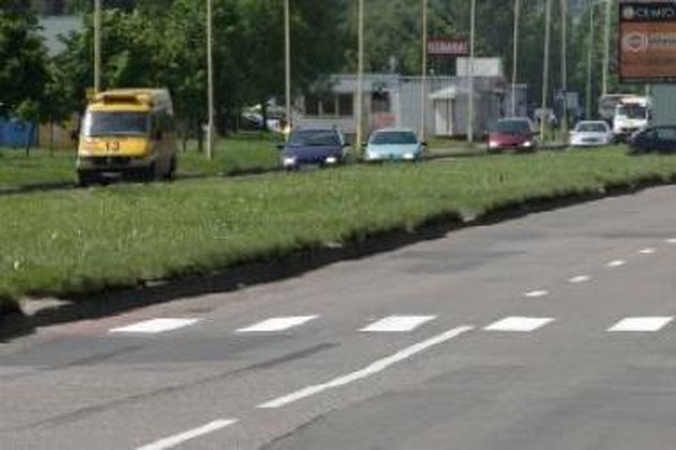 Darbo ėmėsi nauji gatvių ženklintojai
