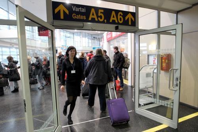 Oro uostai trys, o įmonė viena