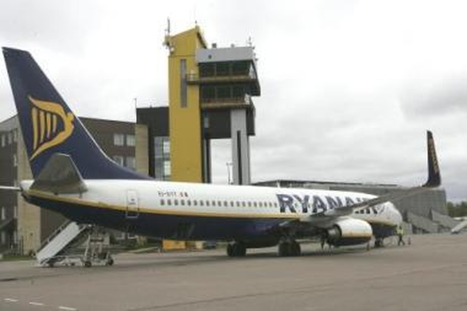 Konkurencija: "Ryanair" atstovai įsitikinę, kad pagal aptarnaujamų keleivių skaičių Kauno oro uostas kitąmet gali aplenkti Vilnių.