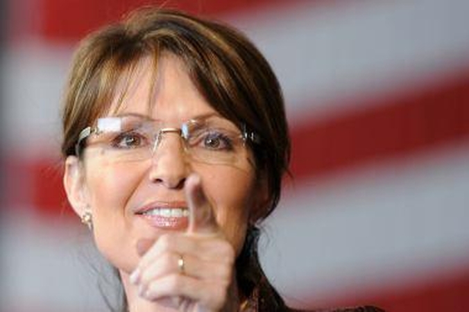 Karjera. Prieštaringai vertinama S.Palin laikoma Arbatėlės judėjimo lydere ir galima jo kandidate 2012-ųjų JAV prezidento rinkimuose.
