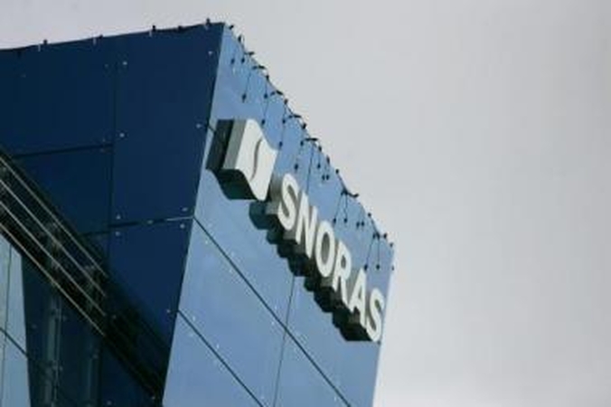Rizikinga: ne visi investuotojai pasitiki "Snoru", todėl rizikingų banko obligacijų atsikrato mažesne kaina.