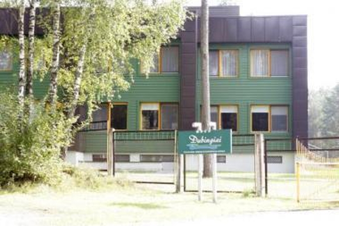 Slėptuvės poilsio namuose kol kas nebus