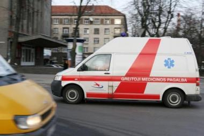 Pasekmė: Vyriausybei pakoregavus kai kurių medikų darbo ir atostogų laiką, greitosios medikams sutrumpėjo atostogos.