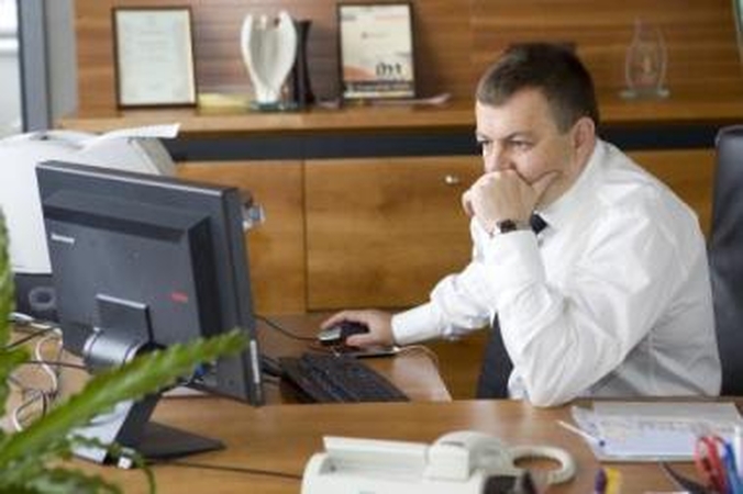 Problema: savivaldybės tarybai atmetus "Dalkios" pasiūlymą, meras V.Navickas suka galvą, kur rasti investuotoją sostinės šilumos ūkiui modernizuoti.