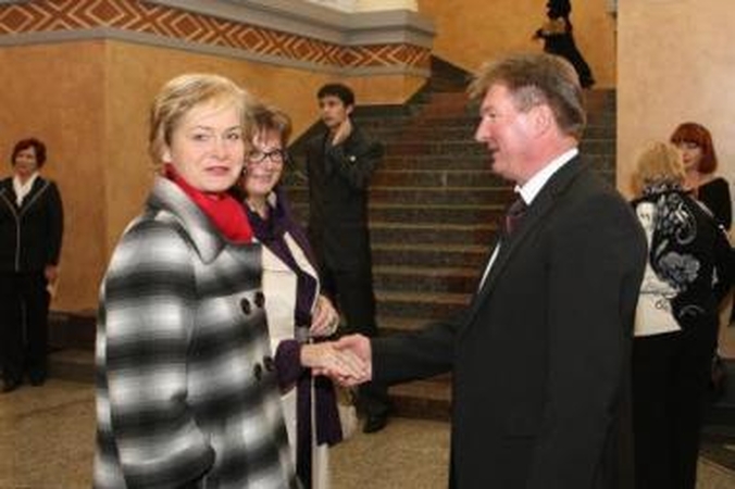 Dovana: šventiniame koncerte klasikos kūrinius atliko konservatorijos moksleiviai, absolventai, mokytojai, tarp jų – ir Linas Adomaitis.