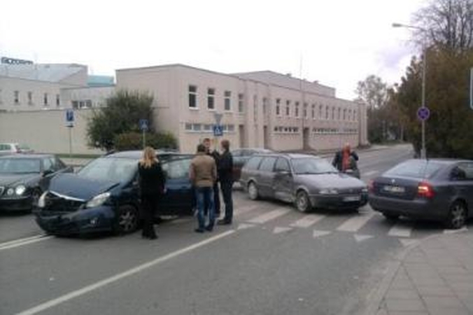 Vienoje Vilniaus sankryžų -  avarijos kas 3–6 dienas