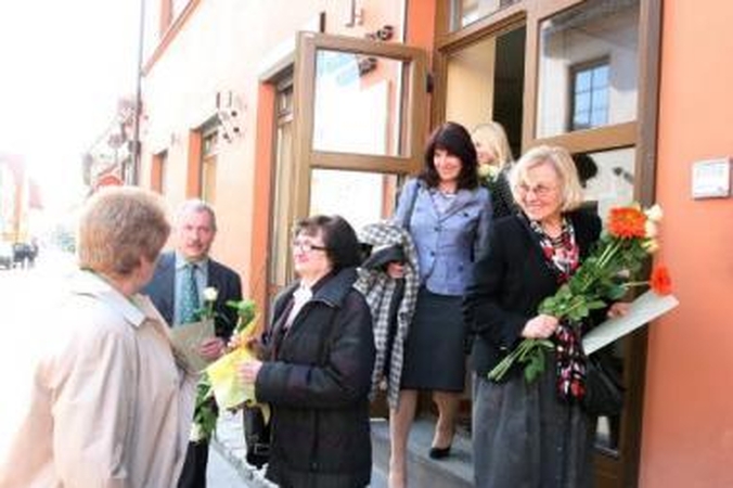 Nuotaika: po kuklios sveikinimo ceremonijos medikai skirstėsi gerai nusiteikę.