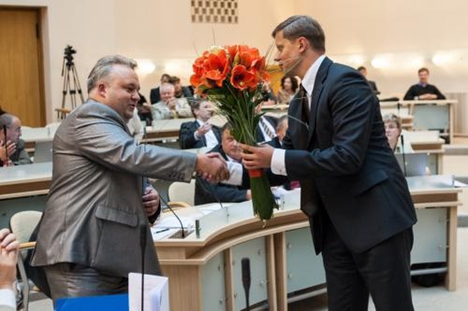 Kauno konservatoriai skuba įmonėse susodinti savo žmones?
