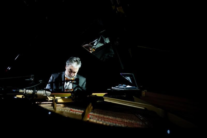 Jazzu ir P. Geniušas „Gargare“ sveikins mamas