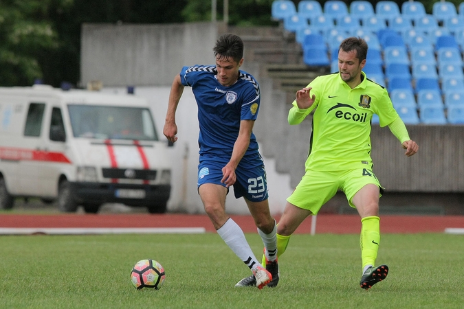 „Stumbro“ ir „Trakų“ futbolininkai sužaidė be įvarčių