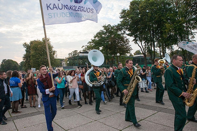 Kauno kolegijos gimtadienyje – ir tūkstantinės studentų eitynės