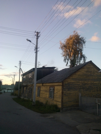 Žaliakalnyje jau rūksta aplinką teršiantys kaminai